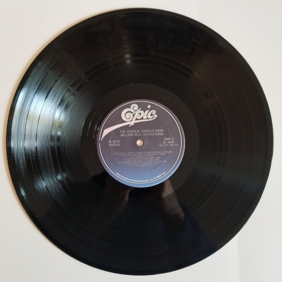 Charlie Daniels Band Million Mile Reflections Record LP ⏺3/$40+Free Shipping🚚 - Picture 4 of 10